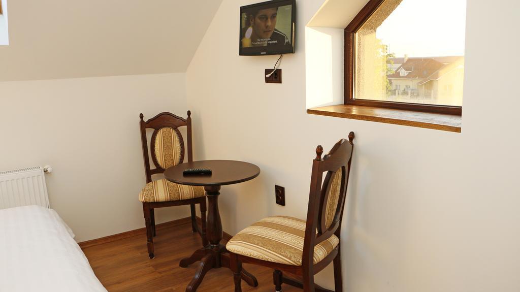 Hanu Lui Gica Spa Satu Mare Chambre photo